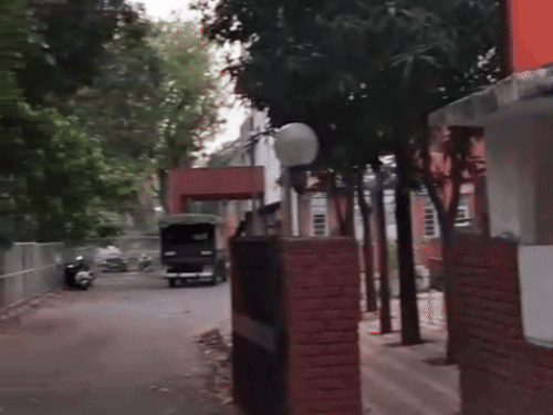 सेक्टर 39 पुलिस स्टेशन को मिली बम से उड़ाने की धमकी।