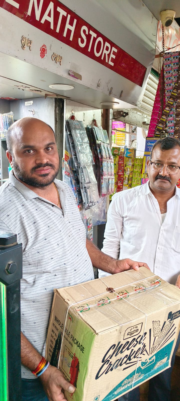 अधिनियम 2003 की धारा 7 के तहत की गई कार्रवाई में 13 हजार रुपए से अधिक कीमत के विदेशी सिगरेट के 110 पैकेट बरामद किए गए।