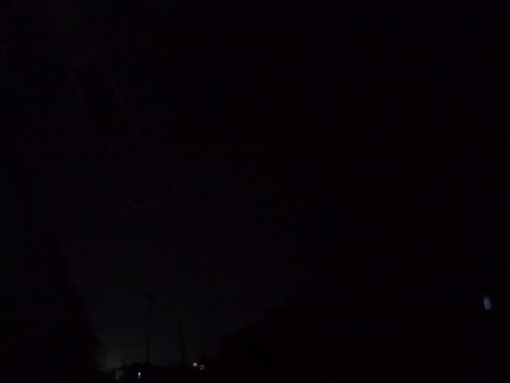 मुरैना में बुधवार देर रात गरज-चमक के साथ बारिश हुई।