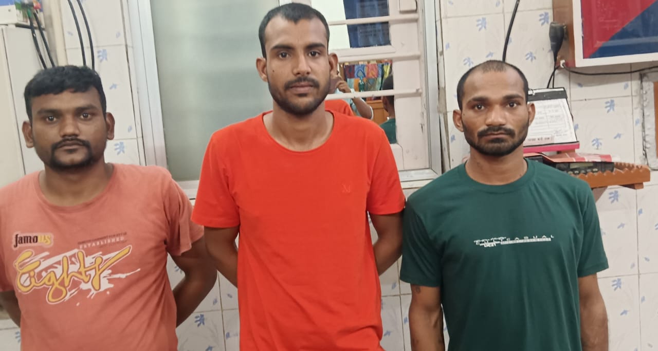 कार में स्टंट कर इंस्टाग्राम पर रील्स बनाने वाला बदमाश समेत तीन आरोपी गिरफ्तार।