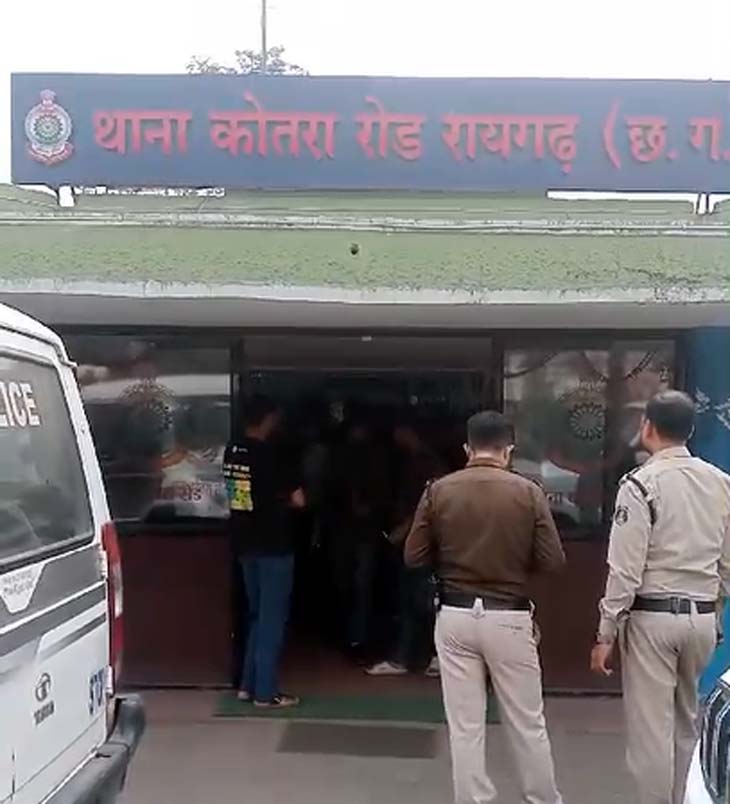 कोतरा रोड थाना क्षेत्र के पतरापाली स्थित जिंदल फैक्ट्री में घटना घटित हुई थी