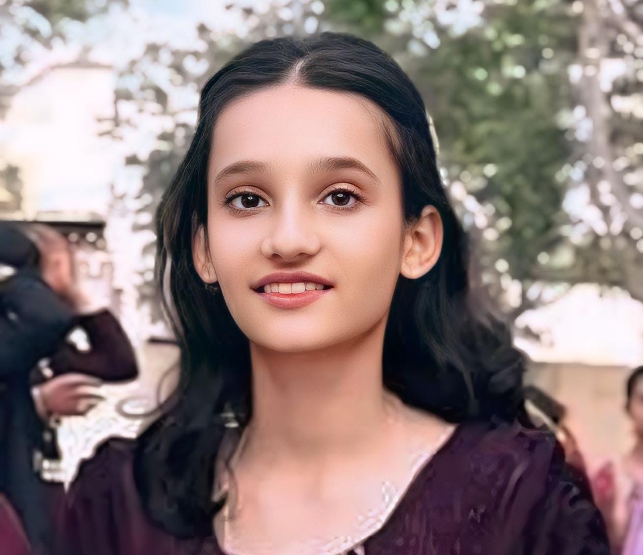 चूरू के विवेकानंद विद्या मंदिर सीनियर सेकेंडरी स्कूल, बीदासर की छात्रा निकिता ने साइंस में 96 प्रतिशत अंक प्राप्त किए हैं।