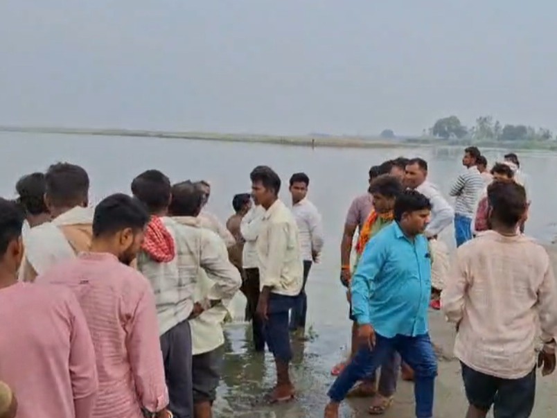 A young man drowned in the Ganges during the immersion of the urn
