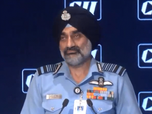 Air Chief Marshal Amar Preet Singh spoke about Defense Technology in CII Business Summit - 2025. - Dainik Bhaskar