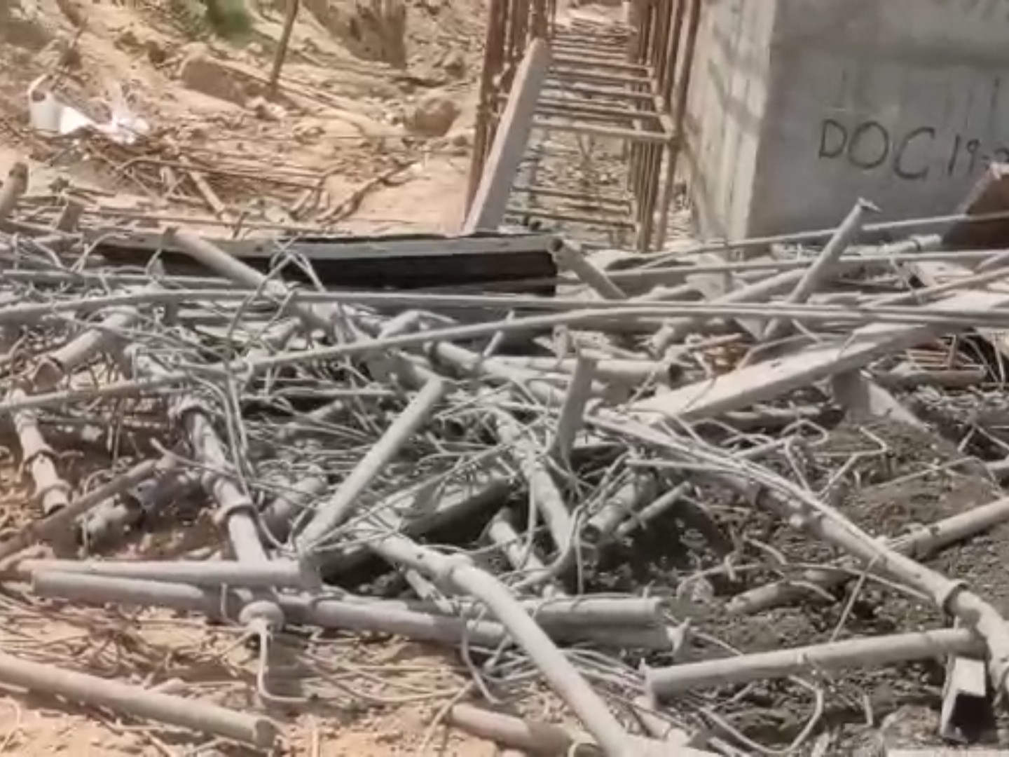 Slab of under-construction underpass collapsed, 5 workers buried ...
