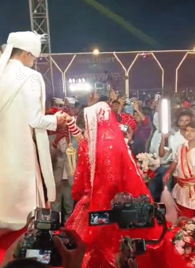 IAS Shubham Kumar IRS Priyangi Mehta Wedding Photos; UPSC Topper Weds Patna