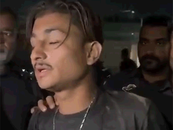 पकड़े एक फरार कैदी ने बताया कि भूकंप की खबर सुनने के बाद सब लोग भाग रहे थे, इसलिए वो भी भाग गया।