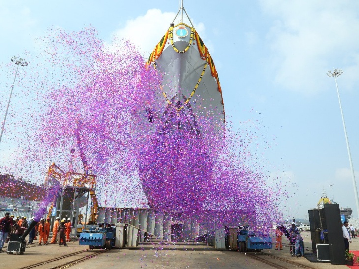 INS Arnala was handed over to the Indian Navy on 8 May. - Dainik Bhaskar