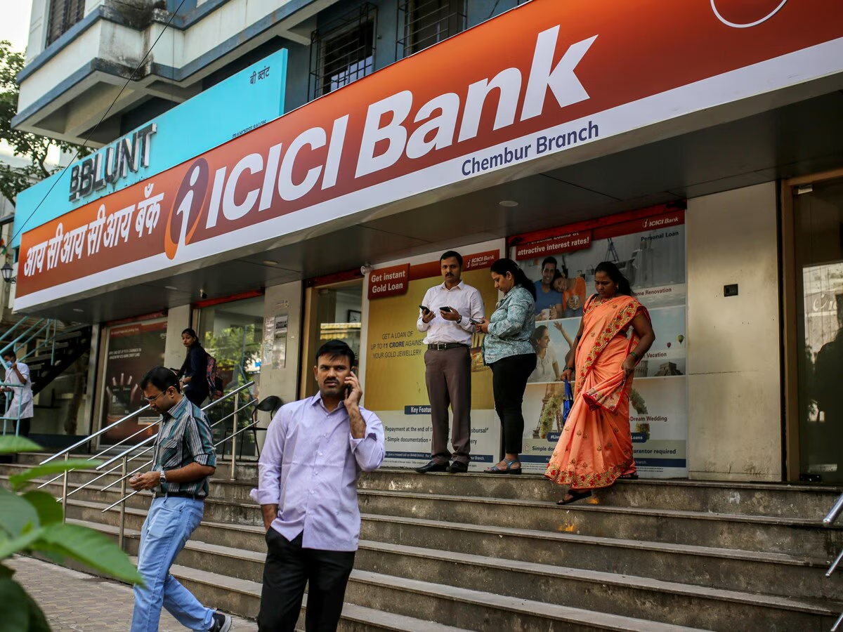 ICICI बैंक ने फिक्स्ड डिपॉजिट (FD) की ब्याज दरों में 0.25% तक की कटौती की है। (फाइल फोटो) - Dainik Bhaskar