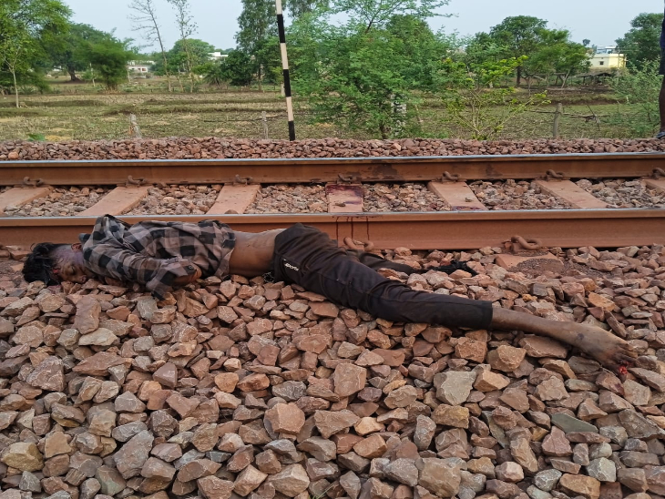 हादसे में 2 लोगों की मौत हो गई वहीं 2 गंभीर रूप से घायल हैं।