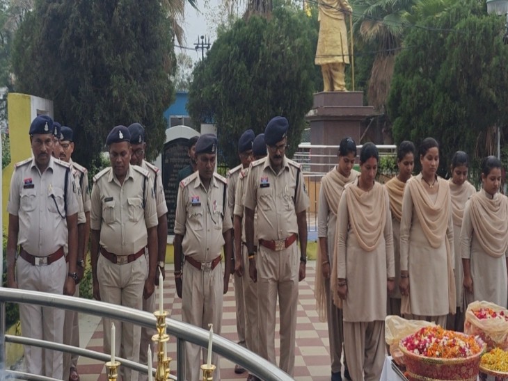 D Akash Rao Collector-SP paid tribute to martyr ASP Akash Rao