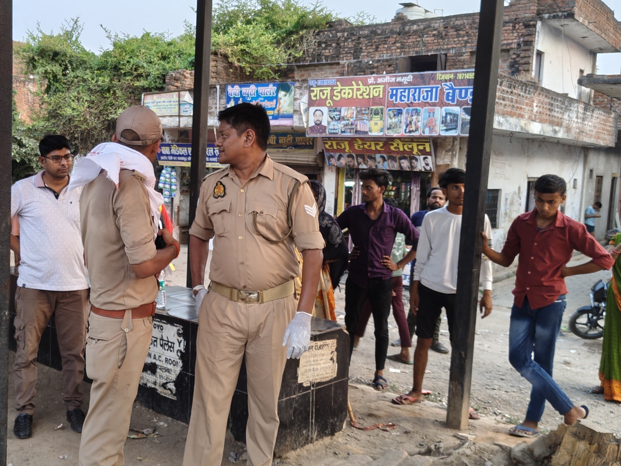 A young man died after being crushed by a train at Bilhaur station