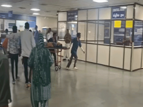 The bodies were rushed to the civil hospital by lying on stretcher. Many doctors and people present there are also feared injured in the accident.