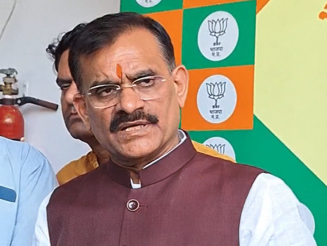 पचमढ़ी प्रशिक्षण वर्ग को लेकर वीडी शर्मा ने प्रेसवार्ता की।