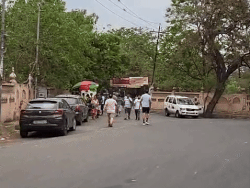 उत्तर प्रदेश-झारखंडमध्ये मान्सूनची एन्ट्री: बंगालमध्ये मुसळधार पावसाचा इशारा; गुजरातमधील भावनगरमध्ये 5 जण बेपत्ता उत्तर प्रदेश-झारखंडमध्ये मान्सूनची एन्ट्री: बंगालमध्ये मुसळधार पावसाचा इशारा; गुजरातमधील भावनगरमध्ये 5 जण बेपत्ता