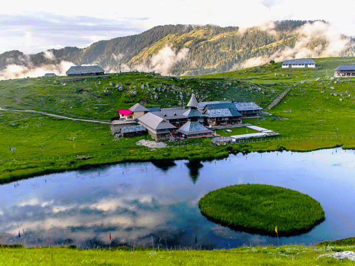 Prasher Rishi Garbage thrown near temple-lake in Himachal Pradesh; Tourists litter ...