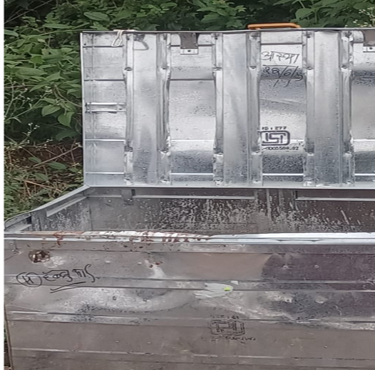 इसी पेटी में सूटकेस सहित शव को रखा गया था।