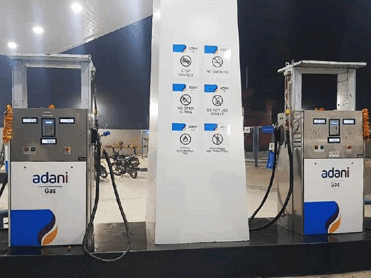 अडाणी टोटल गैस के पास अभी 650 CNG स्टेशन और जियो-BP का भारत में करीब 1500 फ्यूल स्टेशन हैं। - Dainik Bhaskar