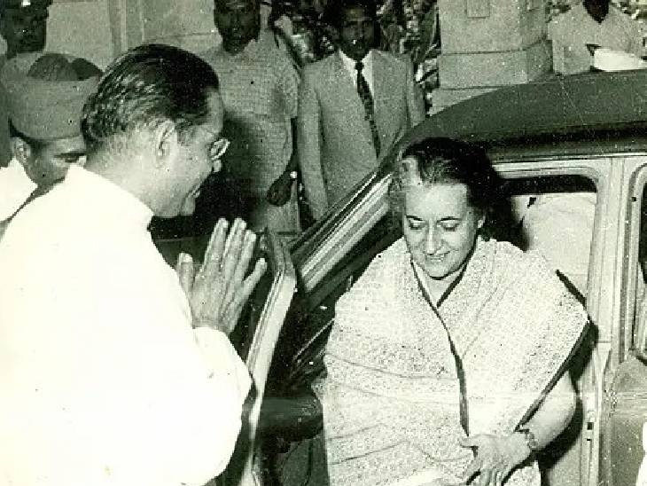 तस्वीर पूर्व प्रधानमंत्री इंदिरा गांधी की है। राजनारायण की याचिका पर इंदिरा गांधी के चुनाव को अवैध घोषित किया गया था।