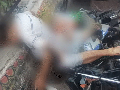 प्रयागराज में IPS के चाचा दादी को डंपर ने कुचल दिया। दोनों की मौके पर मौत हो गई। - Dainik Bhaskar