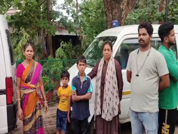 मृतक की मां-बहन और 2 बच्चे।