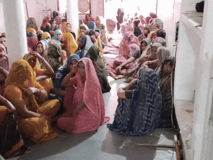 परिजनों का रो-रोकर बुरा हाल है।