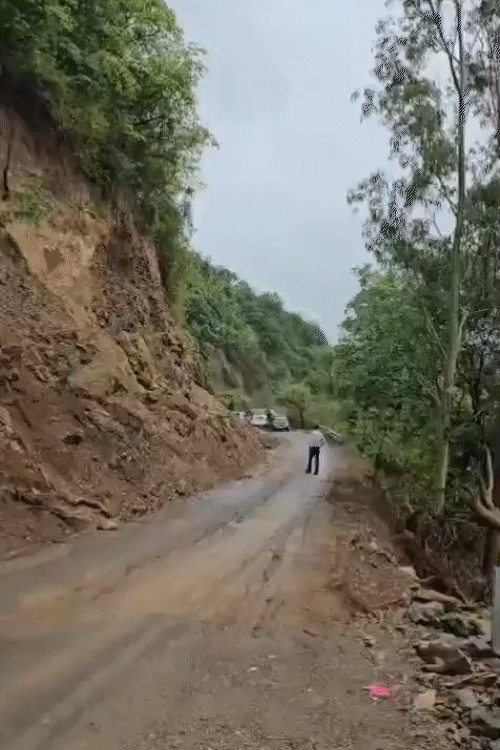 10 PHOTOS of destruction, landslides due to heavy rain