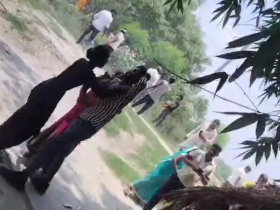 Fight between two parties due to old rivalry, VIDEO