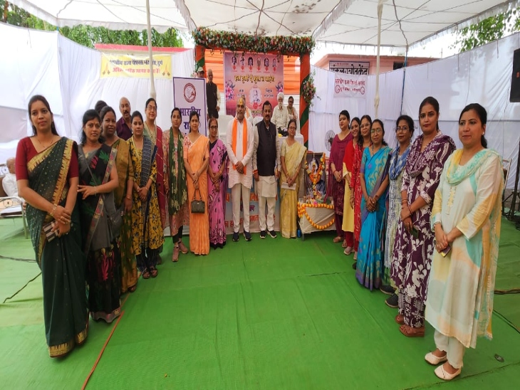 गुमनाम क्रांतिकारी सुखदेव राज, चंद्रशेखर आजाद के थे करीबी साथी: विनोबा भावे की प्रेरणा से पहुंचे थे दुर्ग, जीवन भर कुष्ठ रोगियों की सेवा की - durg-bhilai News