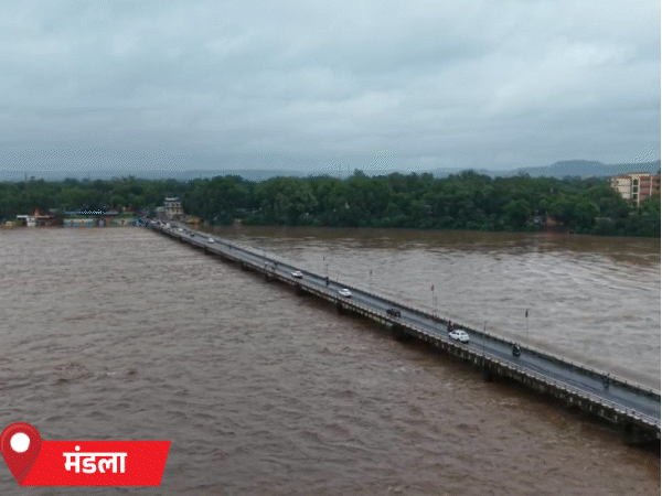 Highway closed due to flooding in rivers and collapse of culvert