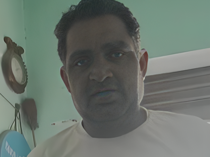 Paramjit, a resident of Akehadi, has also been cut off by showing a car.