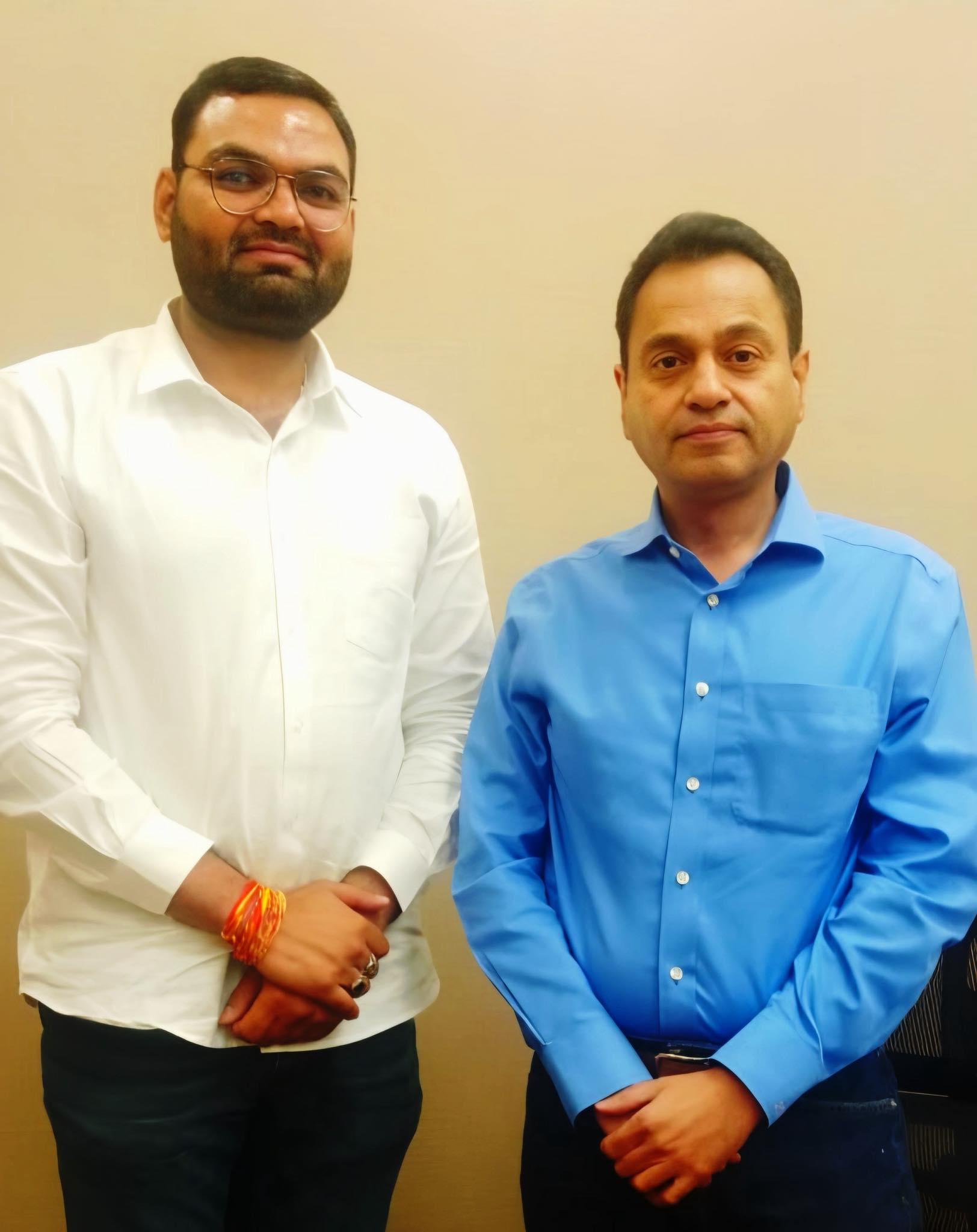 यश घनघोरिया और छिंदवाड़ा से पूर्व सांसद नकुल नाथ।