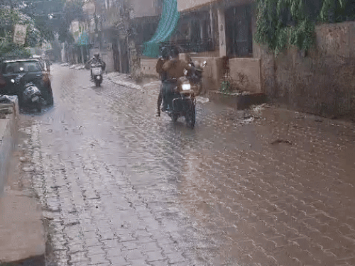 पंचकूला में साढ़े 9 बजे तेज बारिश शुरू हुई।