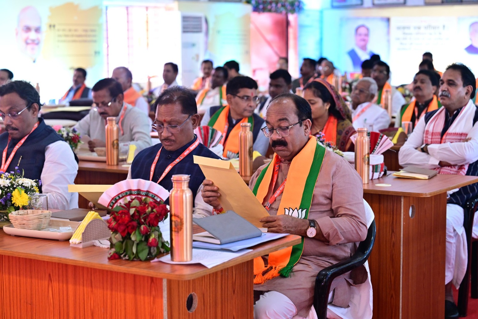 CM, डिप्टी CM सभी ने बड़े नेताओं के लेक्चर सेशन को ज्वाइन किया।