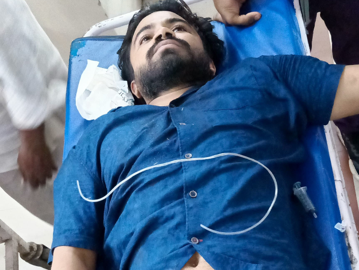 Student Mayank is undergoing treatment at a private hospital.