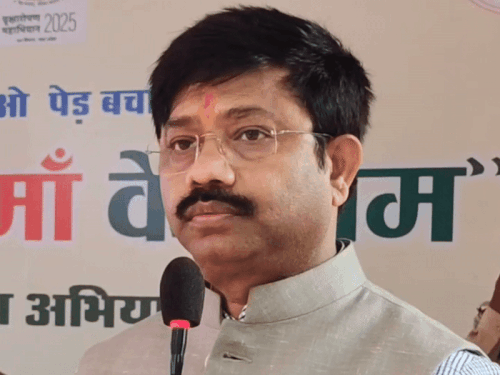 मंत्री नंदी शहर दक्षिणी से विधायक हैं।