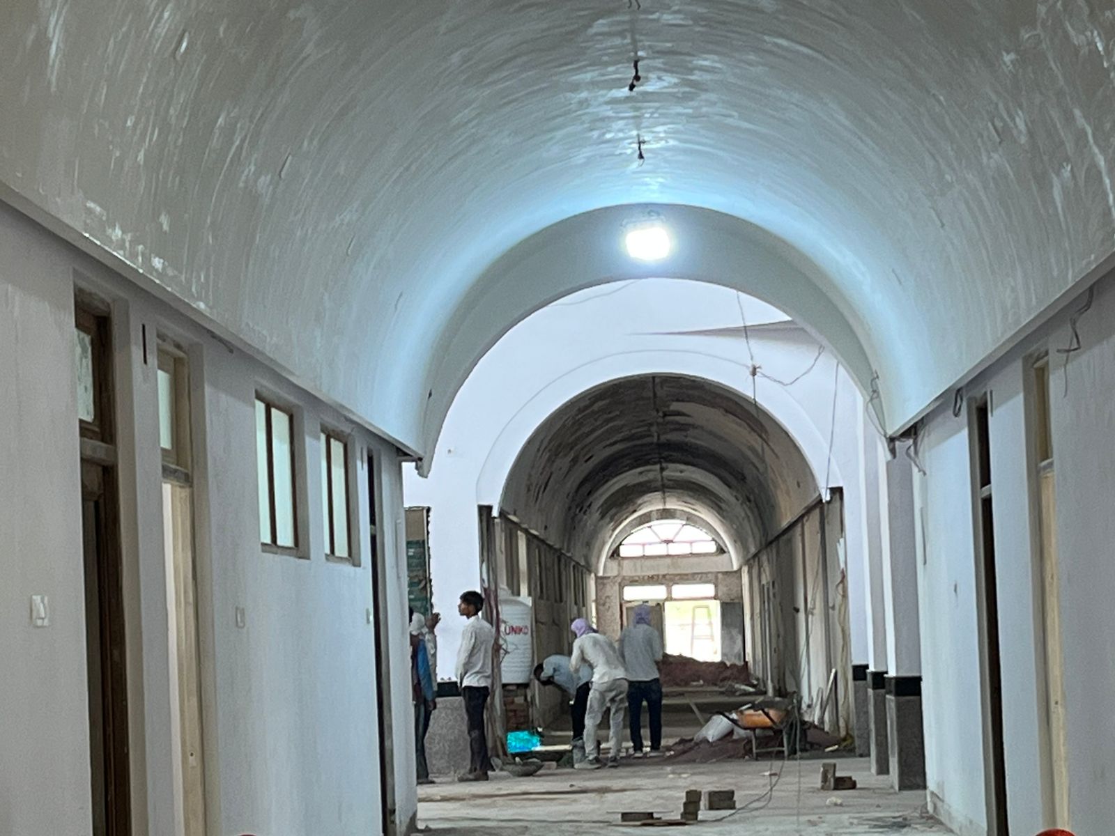 राजस्थान के इस पहले गर्ल्स सैनिक स्कूल में एडमिशन की प्रोसेस और सुविधाएं रक्षा मंत्रालय की गाइडलाइन के अनुसार ही होंगी।