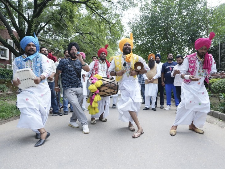 Punjabi culture was promoted with Bhangde after bringing the bill in the assembly.