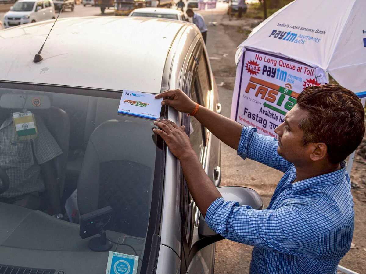 NHAI ने फास्टैग के दुरुपयोग को रोकने के लिए ये नियम लागू किया है। (फाइल फोटो) - Dainik Bhaskar