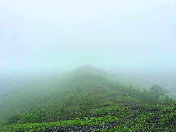 Monsoon weakened, clouds increased humidity | मानसून हुआ कमजोर, बादलों ...