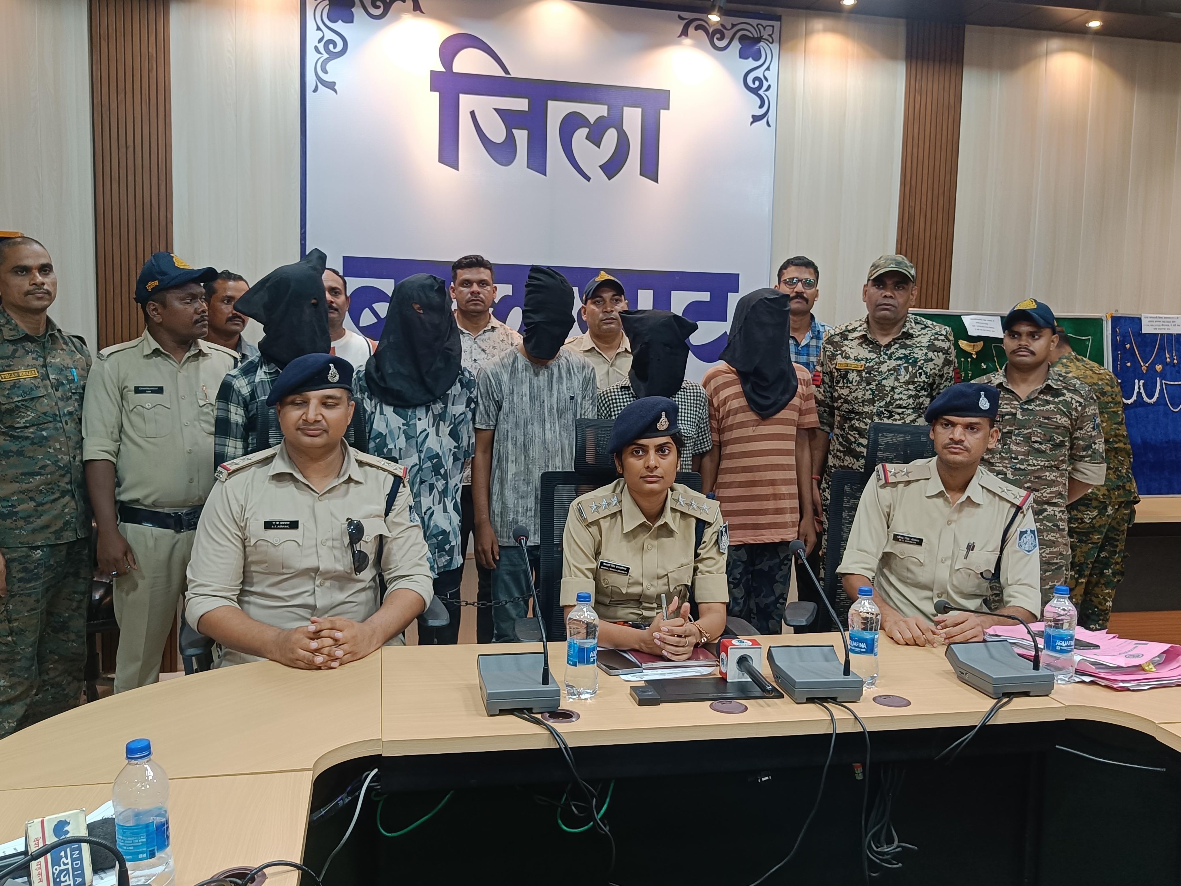 सीएसपी वैशाली सिंह कराहलिया ने चोरी का खुलासा किया।