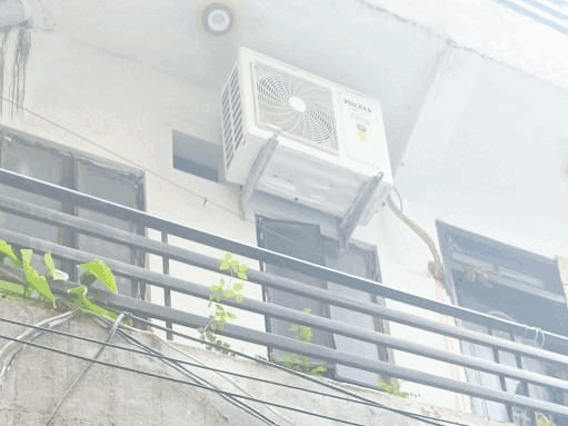 रोशनी पति को घर से निकालकर उसके ही घर में प्रेमी के साथ रहती थी।