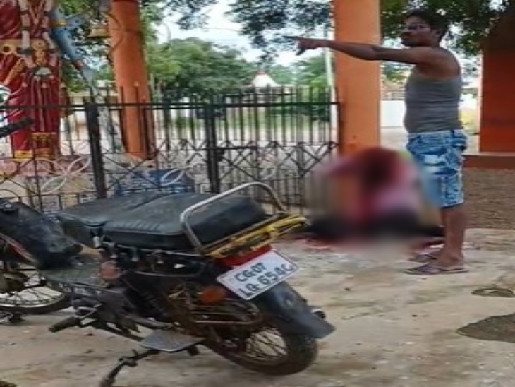 दादा के पेंशन के लिए भाई ने भाई को तलवार से मारा।