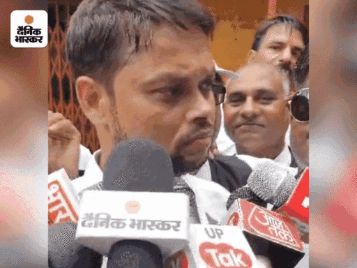 This picture is of Alok Maurya. Alok has filed a petition in the High Court.