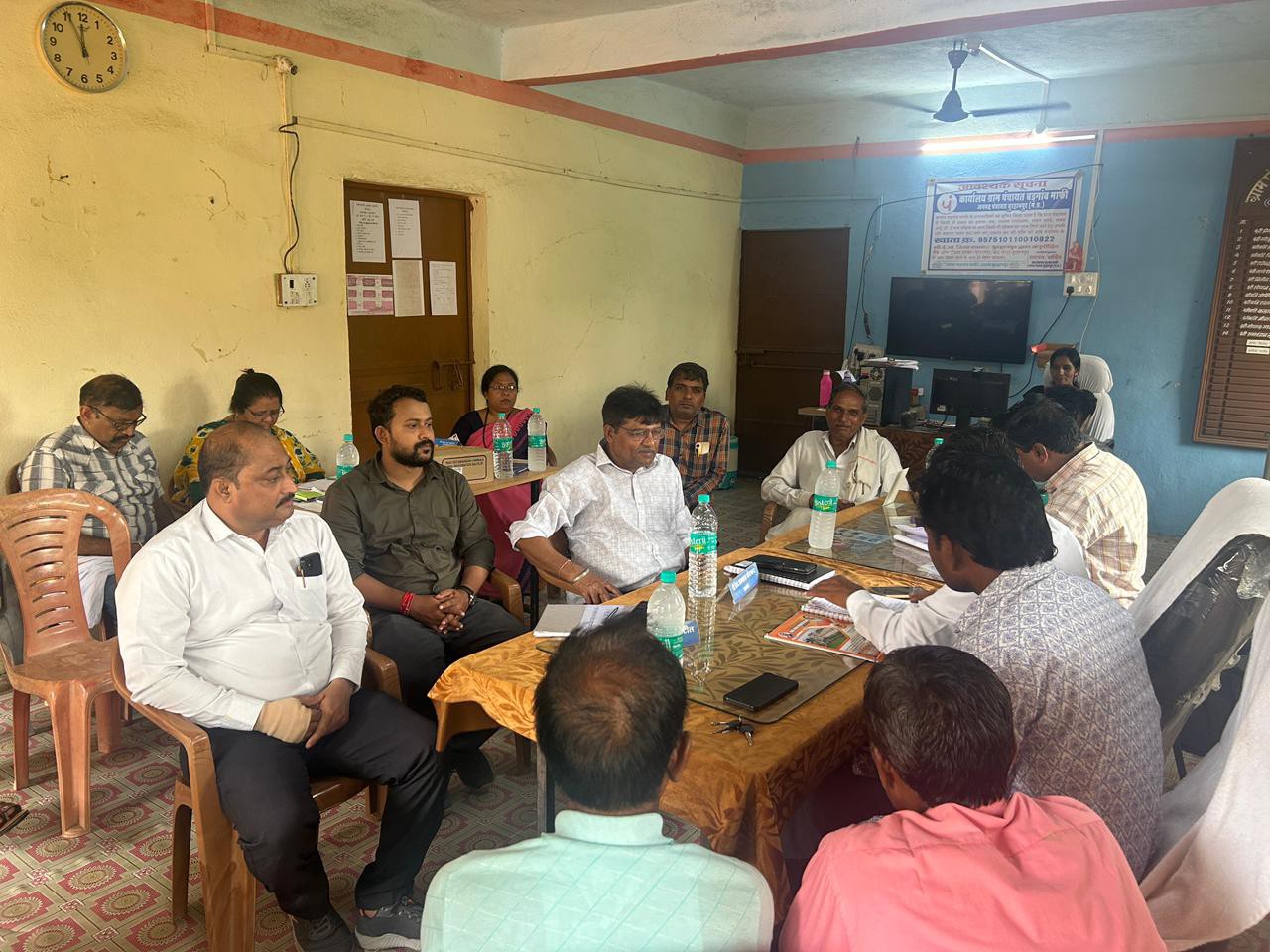 - बीएमओ डॉ एके सिंह ने बताया कि गांव में शिविर और निगरानी 7 दिनों तक जारी रहेगी।