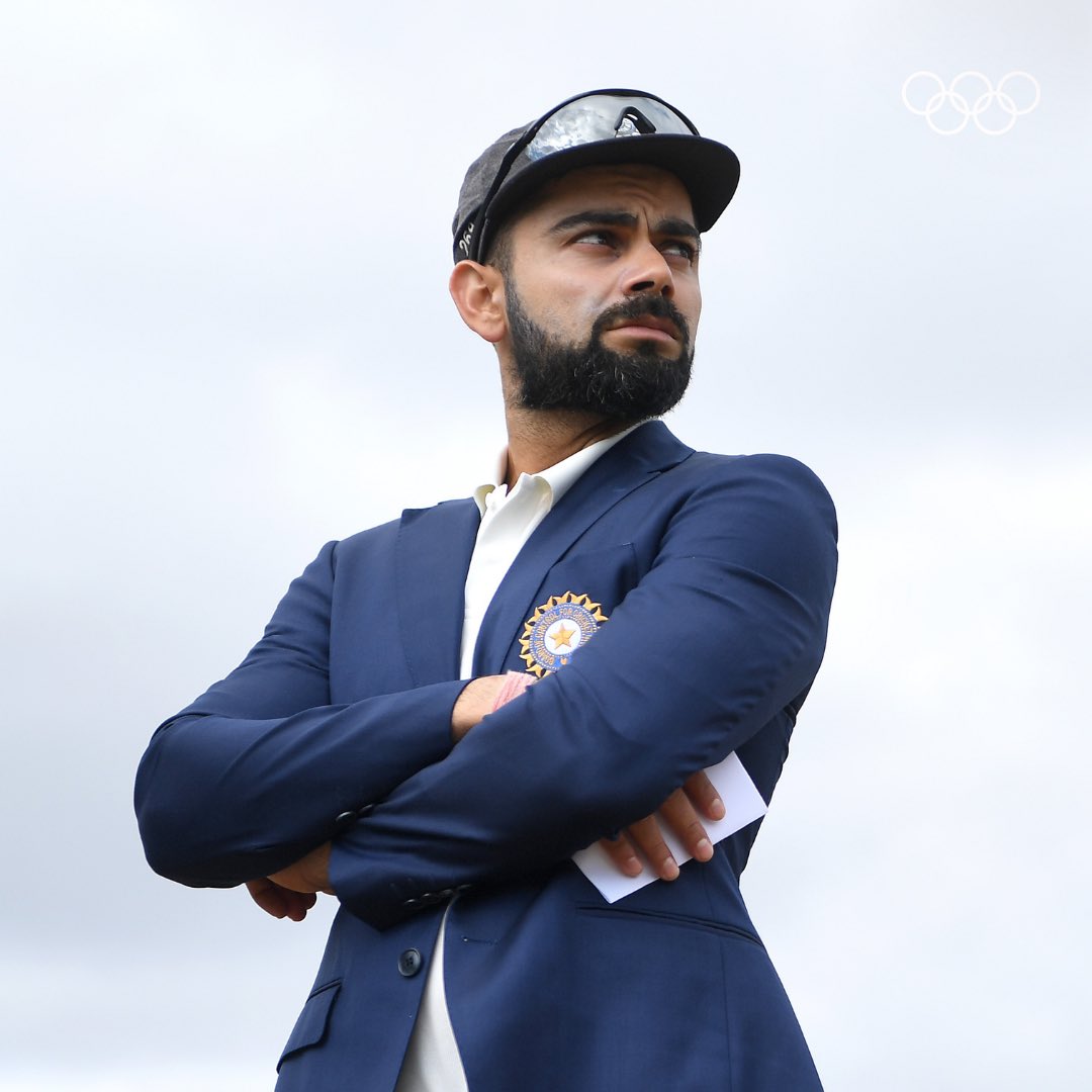 विराट कोहली टेस्ट में 10 हजार रन नहीं बना सके, लेकिन 2020 में ICC ने उन्हें दशक की बेस्ट टेस्ट टीम का कप्तान बनाया था।