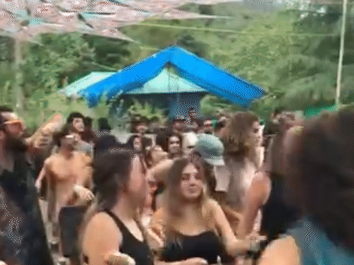 हिमाचलमध्ये इस्रायली पर्यटकांचे अश्लील नृत्य: उच्च न्यायालयाने सरकारकडून उत्तर मागितले; पोलिसांनी सांगितले - प्रशासनाच्या परवानगीने हॉटेल्स उघडे कुल्लूमधील कसोल येथे एका पार्टीत नाचणारे परदेशी पर्यटक.