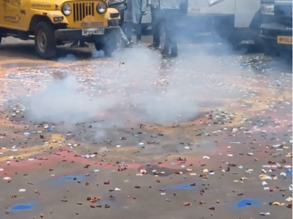 Fireworks were carried out in the municipal premises. Sweets were also distributed.