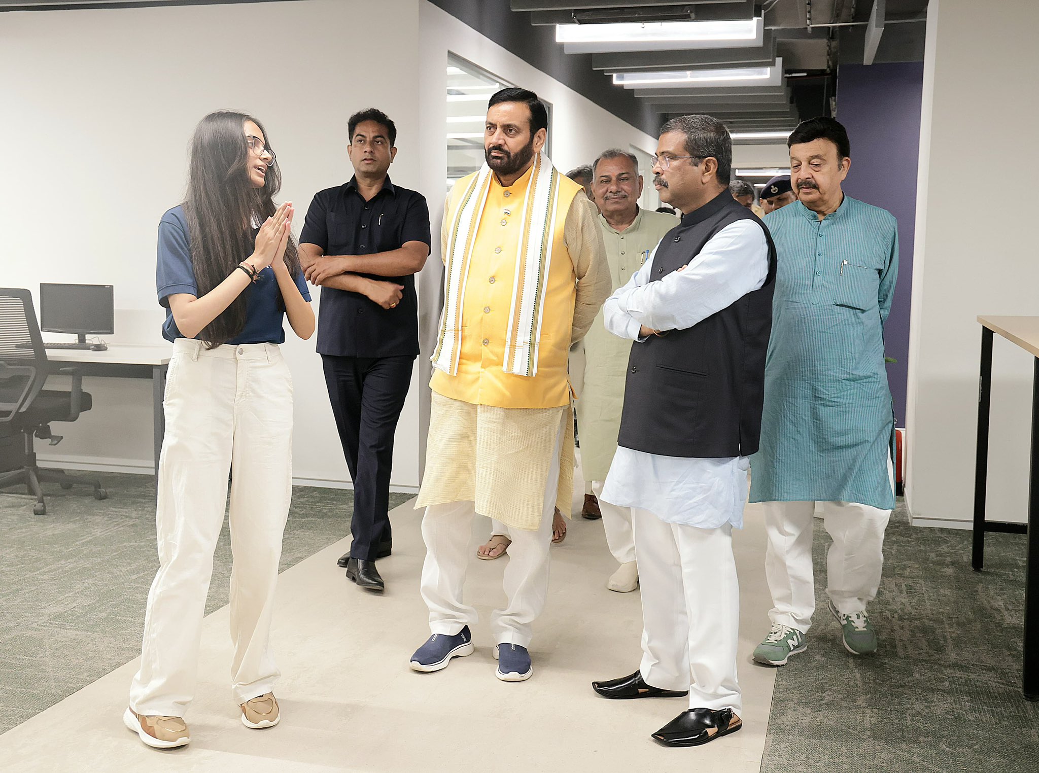 Union Education Minister Dharmendra Pradhan and Chief Minister Naib Saini talking to the staff at the campus of Southampton University in England in Gurugram.