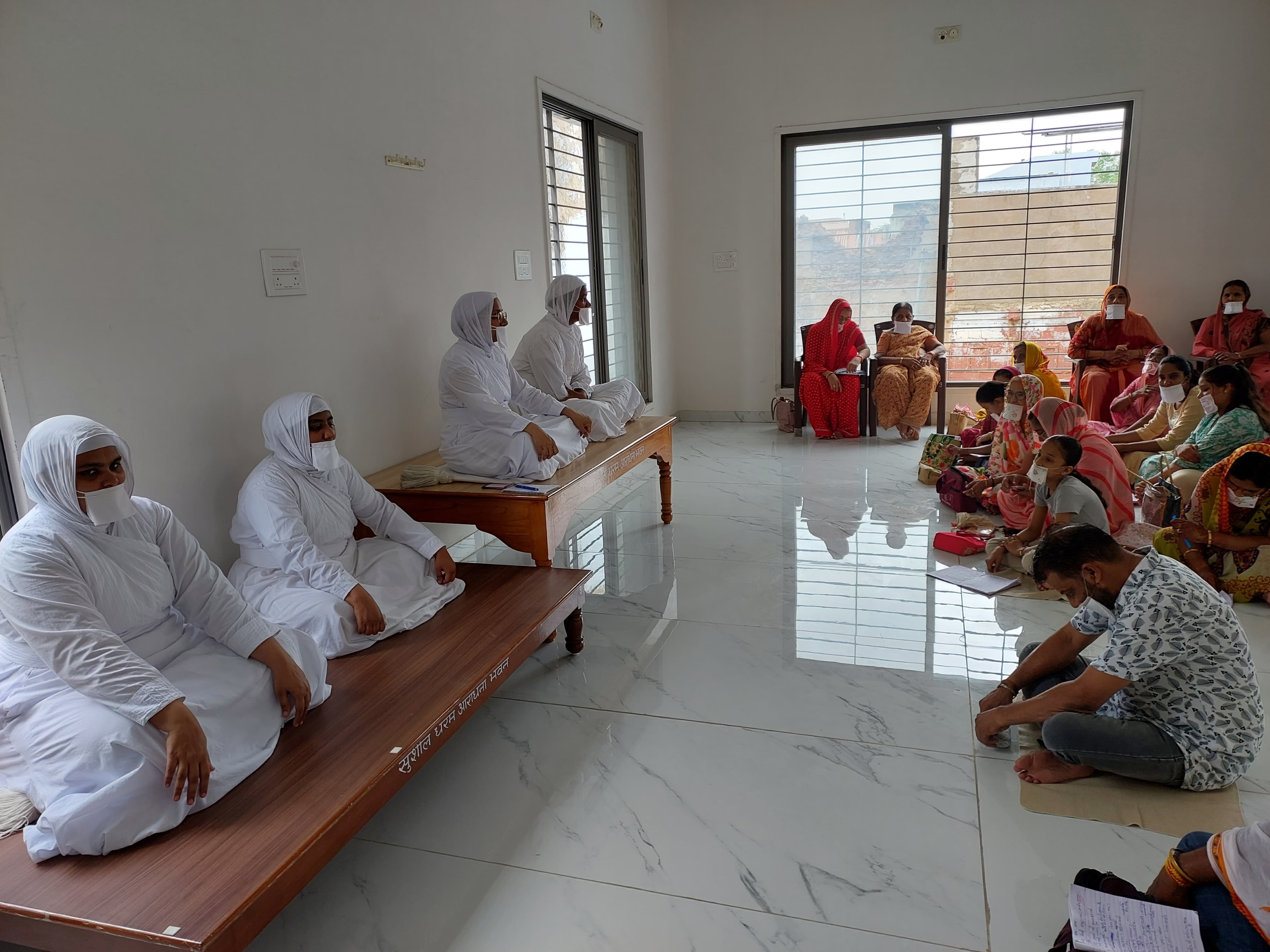 Samni Acharya took renunciation at the age of 8 and acquired proficiency in ...